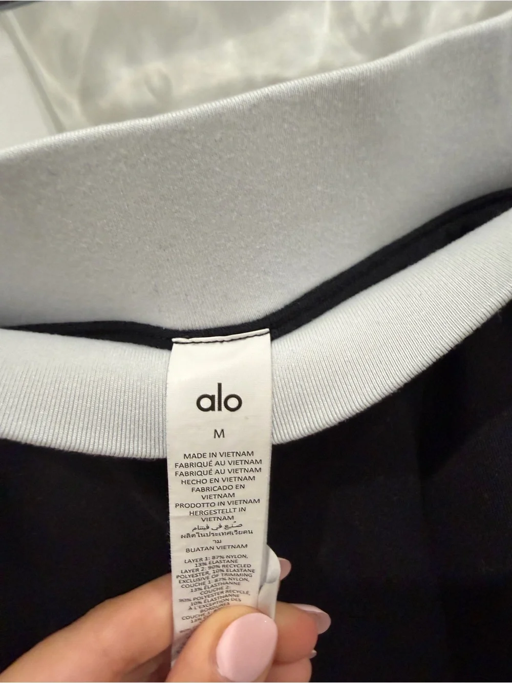 ALO Yoga sporty alo
